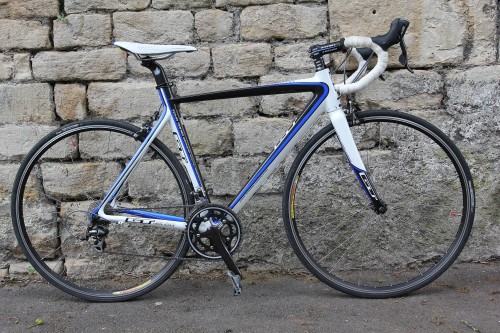 Gt sales carbon bike